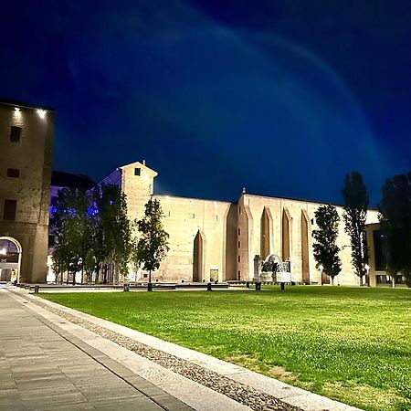 Pilotta'S Balcony Apartman Parma Kültér fotó